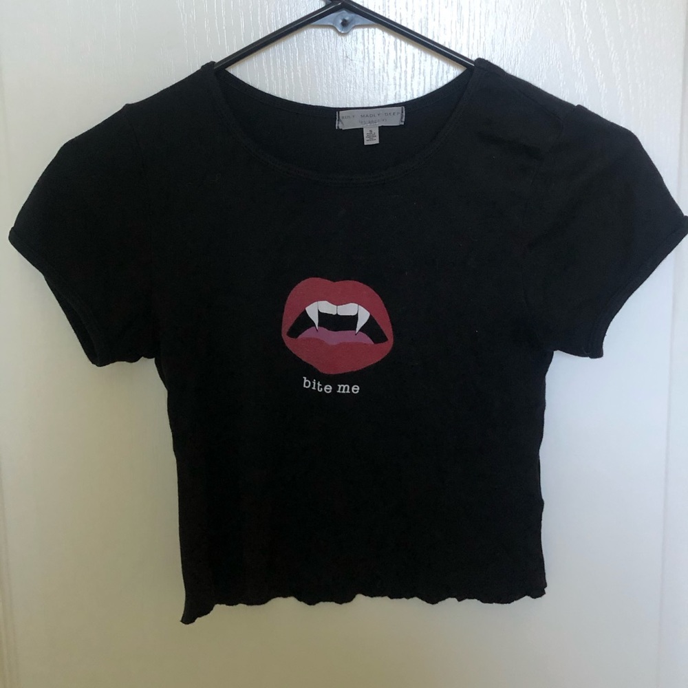 UO BABY TEE CROP TOP